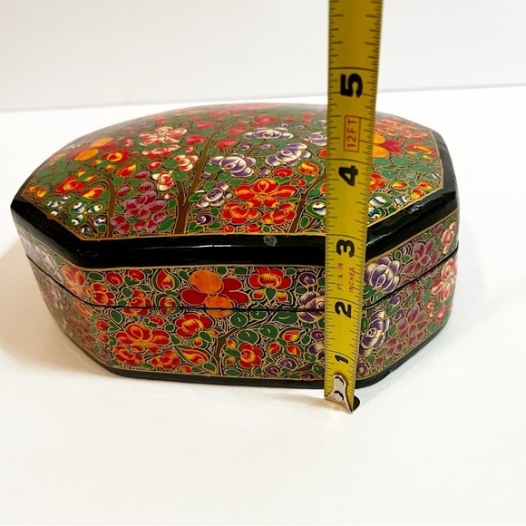 Handcrafted Lacquer Kashmir Paper Mache Trinket Box India Floral Velvet Lined - Picture 14 of 14